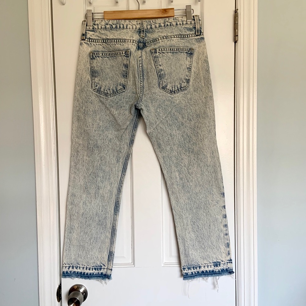 Current/Elliot Acid-Washed Cropped Jeans - Picture 4 of 8